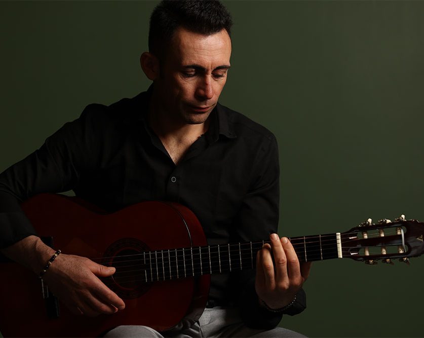 ekol-sanat-gitar-egitimi